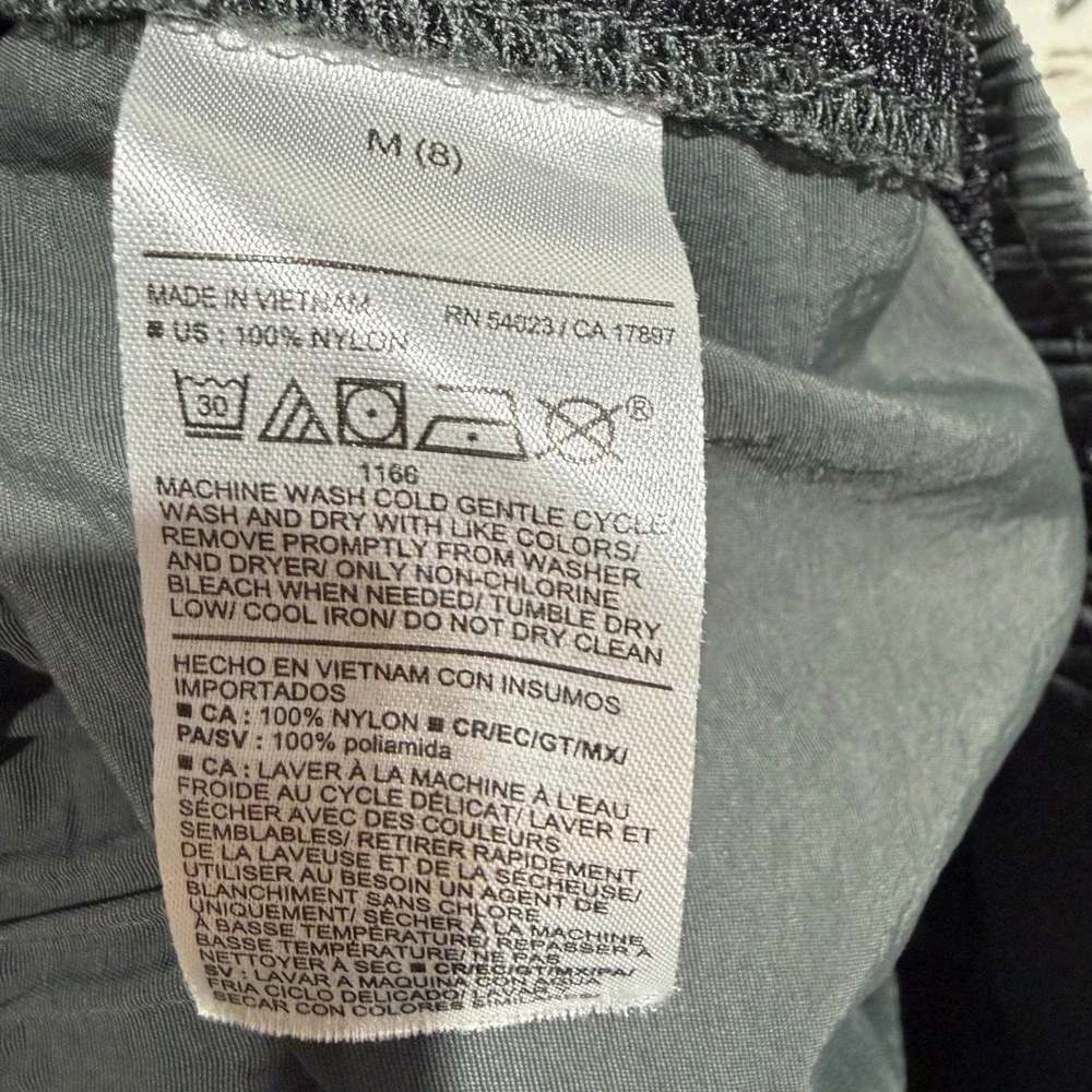 Old Navy brand old